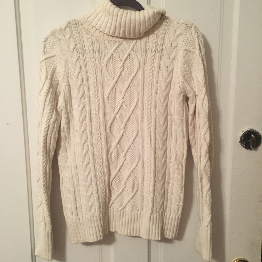 Eddie Bauer Sm Cream Turtleneck Fisherman Sweater